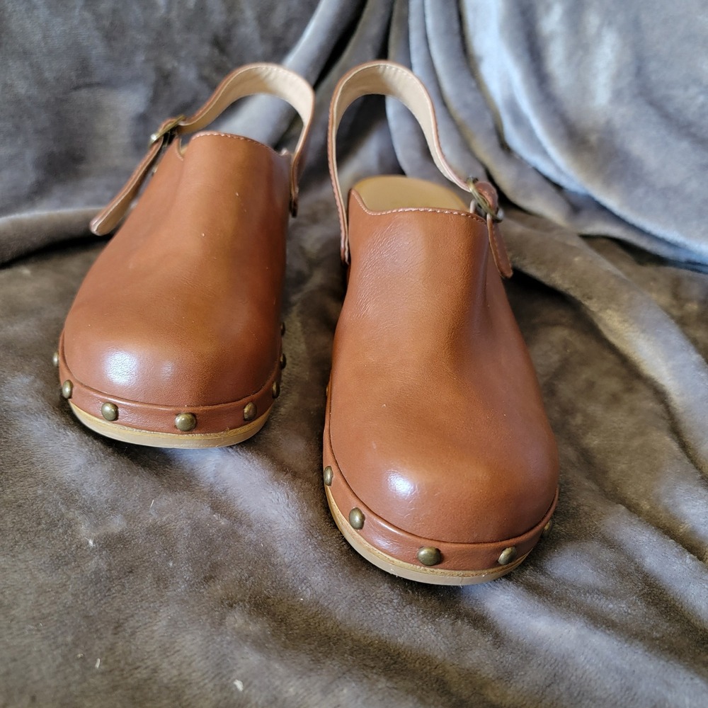 SM New York Clogs Women 7 Brown Good Slingback Studded Wood Heel Boho